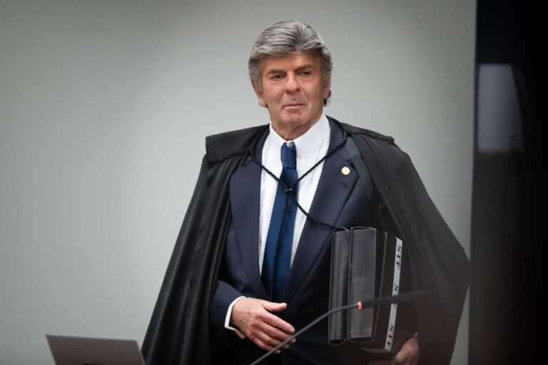 Fux vota em julgamento de Bolsonaro e outros réus no STF;