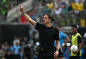 Filipe Luís se torna o 9º campeão da Libertadores como jogador e treinador