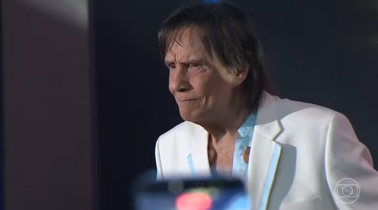 Roberto Carlos perde controle de Cadillac após veículo perder freio durante gravação de clipe